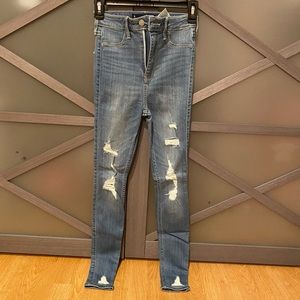 Hollister High Waisted Jeans